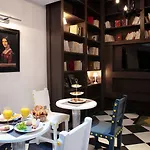 Le Clos De Notre Dame 3* Parigi